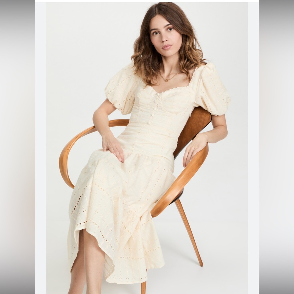ASTR the label cream puff sleeve dress NWOT
